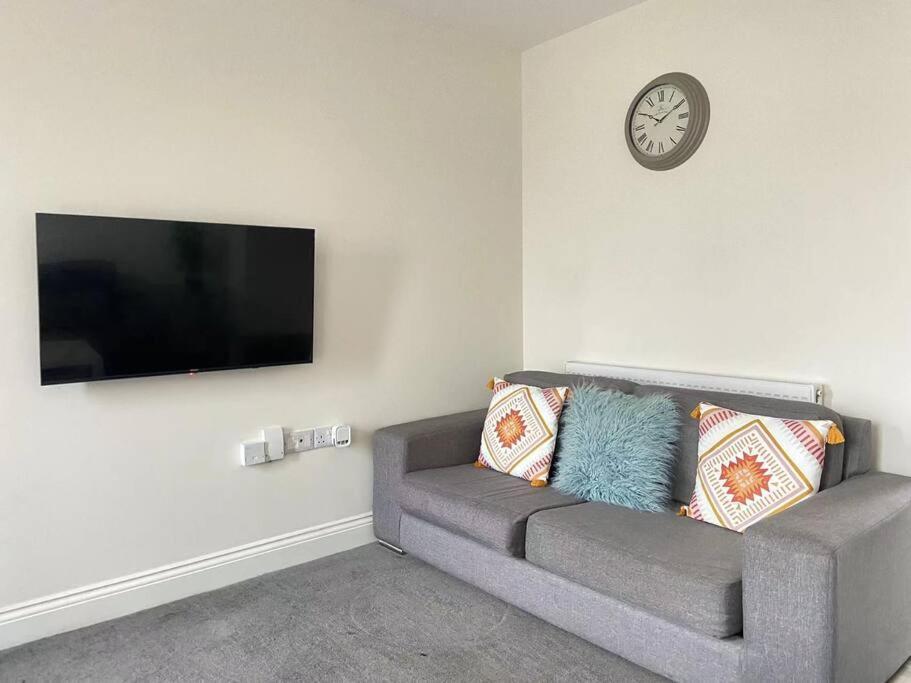 Velvet Sa 3 Guest House Great Location Business & Couple City Centre Apartment *